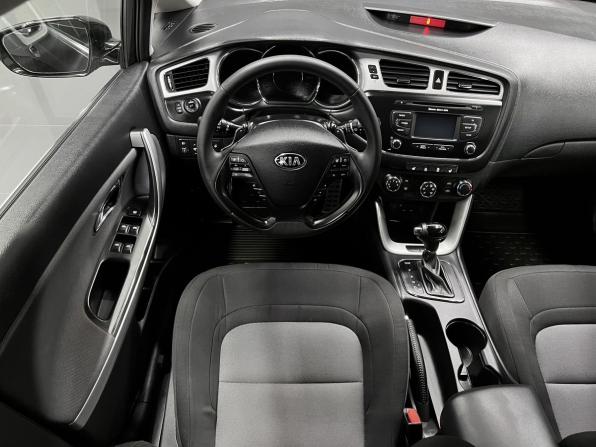 Kia Ceed II с пробегом 2014 года, цена 1 325 000 рублей, 111055 км, хэтчбек, Автокод Объявления