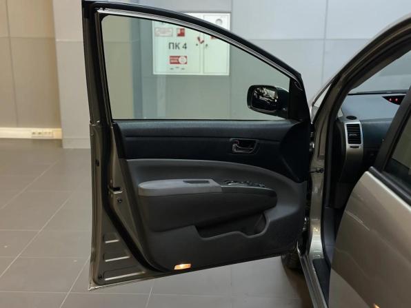 Toyota Prius II Рестайлинг (XW20) с пробегом 2008 года, цена 947 000 рублей, 221255 км, лифтбек, Автокод Объявления