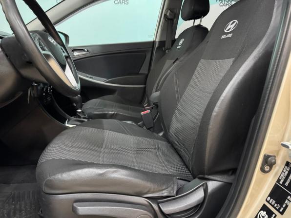 Hyundai Solaris I с пробегом 2014 года, цена 650 000 рублей, 210000 км, седан, Автокод Объявления