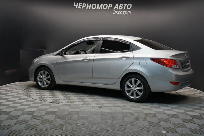 Hyundai Solaris I с пробегом 2013 года, цена 1 090 000 рублей, 78000 км, седан, Автокод Объявления