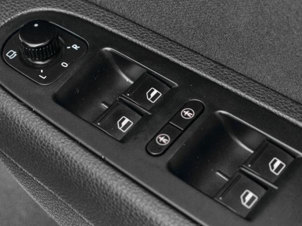 Volkswagen Sharan II с пробегом 2011 года, цена 1 400 000 рублей, 122829 км, минивэн, Автокод Объявления