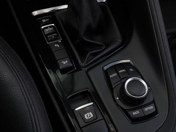 BMW X1 II (F48) с пробегом 2015 года, цена 1 980 000 рублей, 174500 км, внедорожник, Автокод Объявления