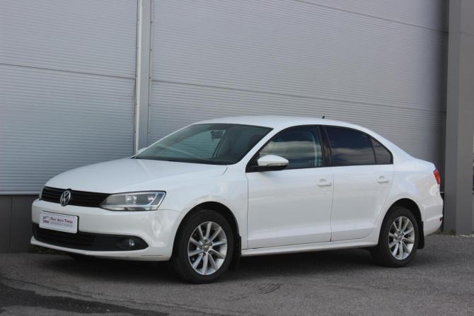 Volkswagen Jetta VI Рестайлинг с пробегом 2014 года, цена 977 000 рублей, 196265 км, седан, Автокод Объявления