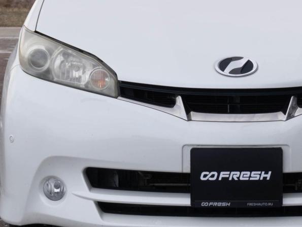 Toyota Wish II с пробегом 2012 года, цена 1 350 000 рублей, 113548 км, минивэн, Автокод Объявления