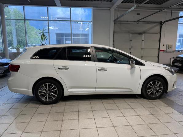 Toyota Avensis III Рестайлинг с пробегом 2014 года, цена 1 579 000 рублей, 166655 км, универсал, Автокод Объявления