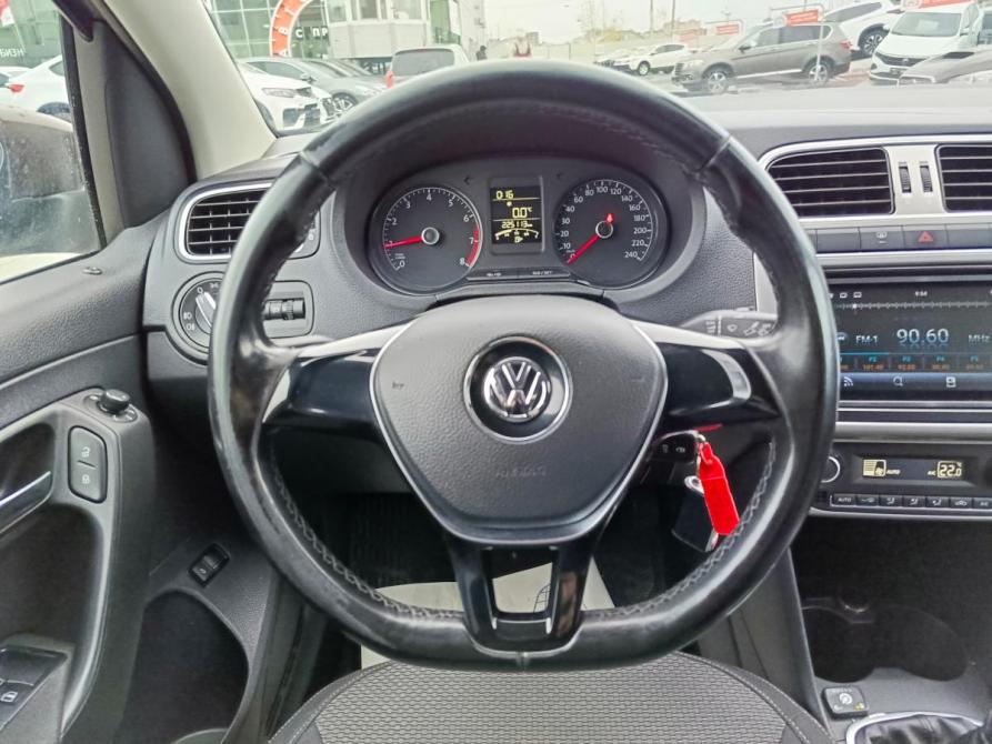 Volkswagen Polo V Рестайлинг Тюмень  - изображение 17