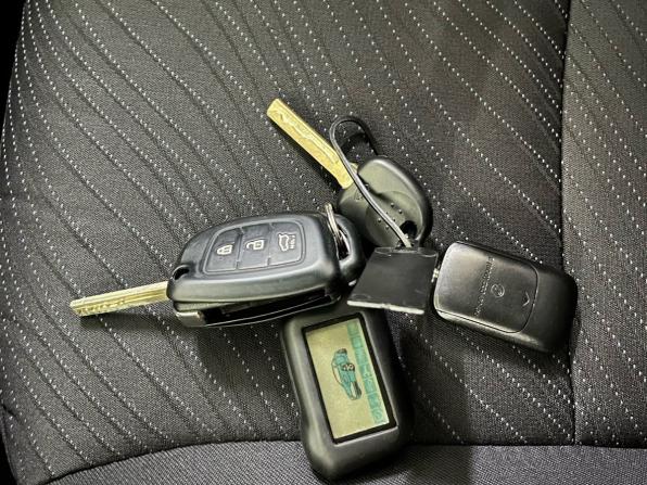 Hyundai Solaris I Рестайлинг с пробегом 2015 года, цена 950 000 рублей, 141600 км, седан, Автокод Объявления