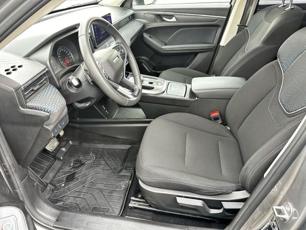 Haval Jolion I с пробегом 2023 года, цена 1 689 000 рублей, 42000 км, внедорожник, Автокод Объявления