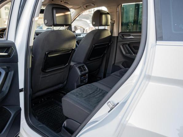 Volkswagen Tiguan II с пробегом 2017 года, цена 2 629 000 рублей, 123860 км, внедорожник, Автокод Объявления