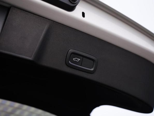 Volvo XC40 I с пробегом 2019 года, цена 2 675 000 рублей, 114065 км, внедорожник, Автокод Объявления