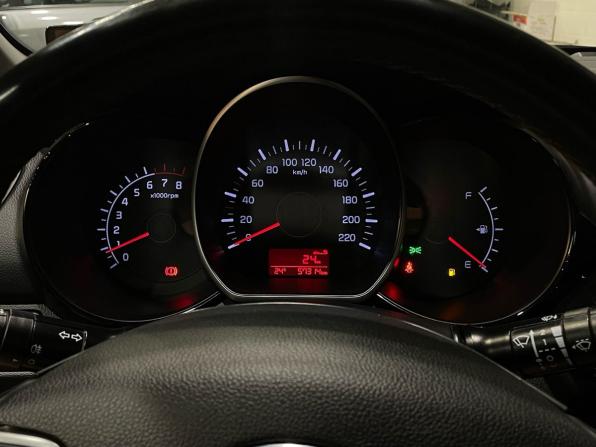 Kia Rio III Рестайлинг с пробегом 2017 года, цена 1 010 000 рублей, 57289 км, хэтчбек, Автокод Объявления