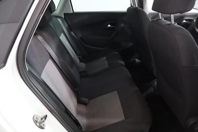 Volkswagen Polo V с пробегом 2014 года, цена 749 000 рублей, 143000 км, седан, Автокод Объявления