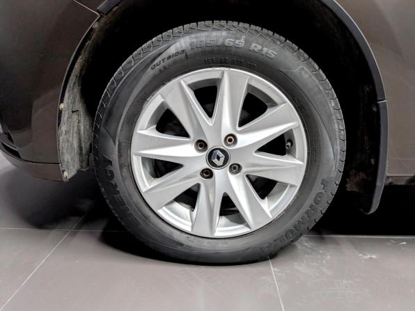 Renault Logan II с пробегом 2018 года, цена 1 040 000 рублей, 48500 км, седан, Автокод Объявления