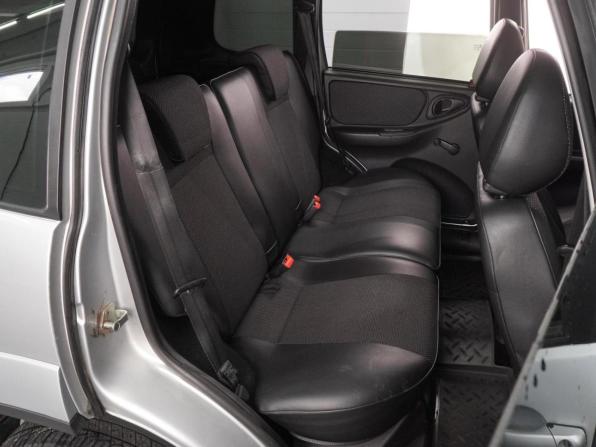 Chevrolet Niva I Рестайлинг с пробегом 2010 года, цена 599 000 рублей, 142064 км, внедорожник, Автокод Объявления