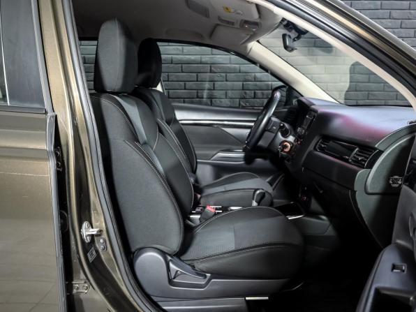 Mitsubishi Outlander III Рестайлинг 3 с пробегом 2019 года, цена 1 960 000 рублей, 193866 км, внедорожник, Автокод Объявления