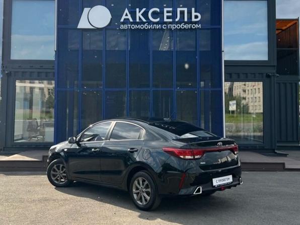 Kia Rio IV Рестайлинг с пробегом 2021 года, цена 1 599 000 рублей, 83000 км, седан, Автокод Объявления