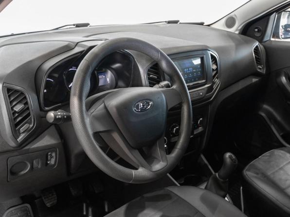 Lada (ВАЗ) XRAY I с пробегом 2018 года, цена 779 800 рублей, 125839 км, хэтчбек, Автокод Объявления