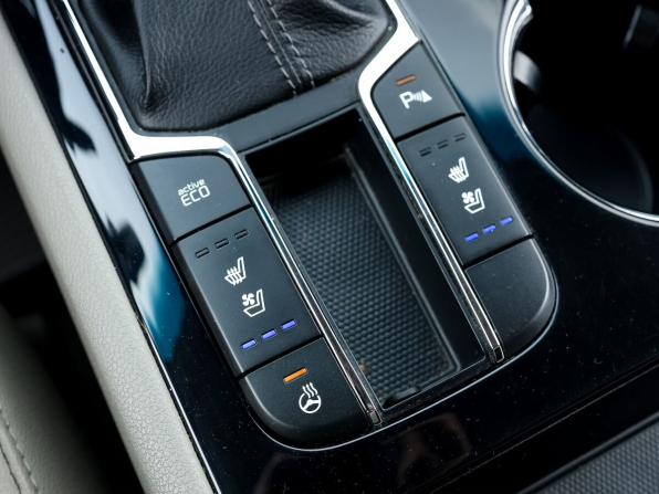 Kia Carnival III с пробегом 2019 года, цена 2 499 000 рублей, 72938 км, минивэн, Автокод Объявления