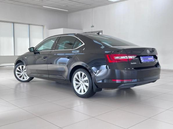 Skoda Superb III с пробегом 2015 года, цена 1 790 000 рублей, 204129 км, лифтбек, Автокод Объявления