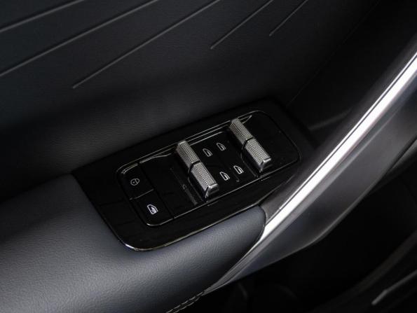Geely Atlas II с пробегом 2024 года, цена 2 640 000 рублей, 29525 км, внедорожник, Автокод Объявления