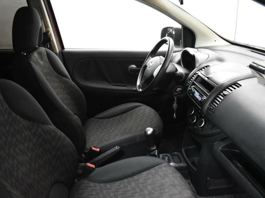 Nissan Note I Москва  - изображение 9