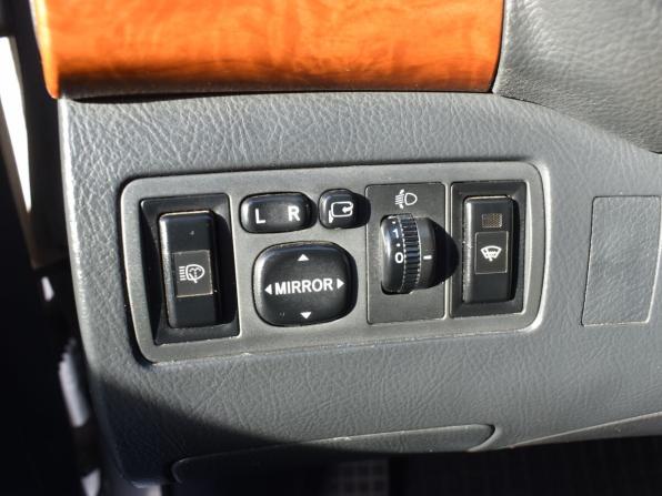 Toyota Avensis II Рестайлинг с пробегом 2006 года, цена 550 000 рублей, 326624 км, седан, Автокод Объявления