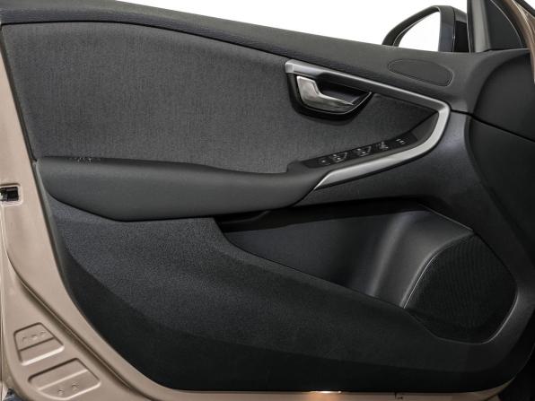 Volvo V40 Cross Country I с пробегом 2013 года, цена 1 490 000 рублей, 117941 км, хэтчбек, Автокод Объявления
