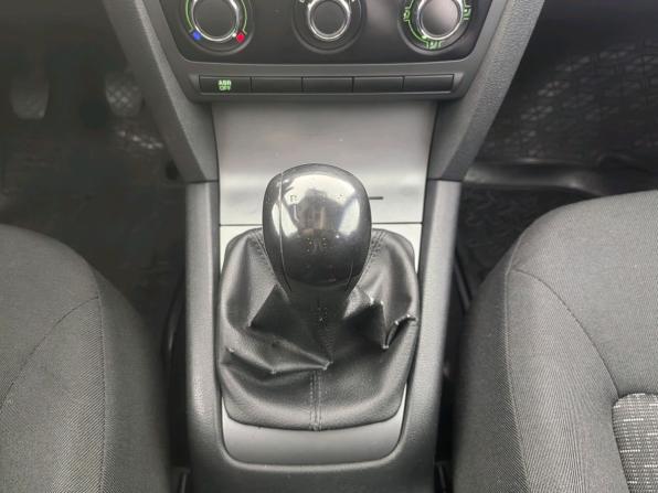 Skoda Octavia II (A5) Рестайлинг с пробегом 2012 года, цена 639 000 рублей, 190184 км, лифтбек, Автокод Объявления