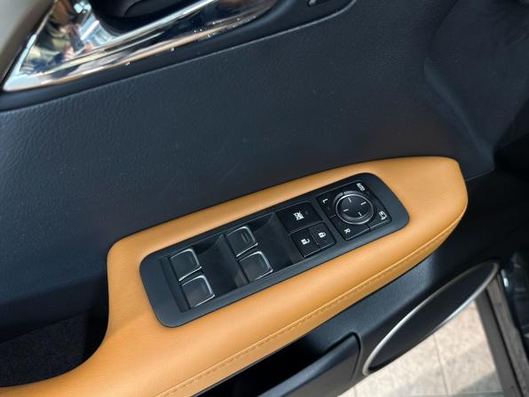 Lexus RX IV Рестайлинг с пробегом 2020 года, цена 6 760 000 рублей, 11237 км, внедорожник, Автокод Объявления