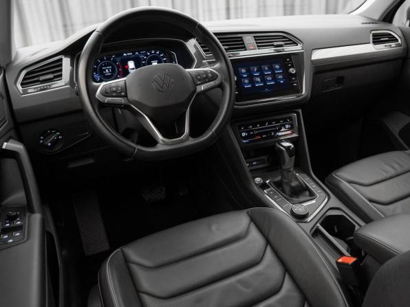 Volkswagen Tiguan II Рестайлинг с пробегом 2021 года, цена 3 440 000 рублей, 64548 км, внедорожник, Автокод Объявления