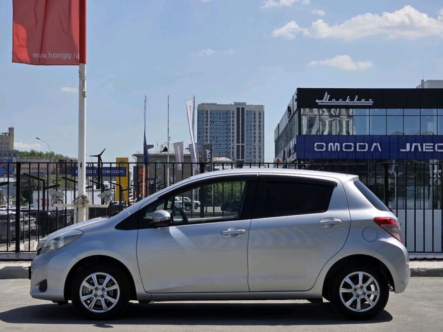 Toyota Vitz III (XP130) Новосибирск  - изображение 4