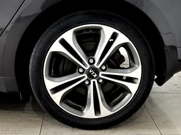 Kia Ceed II Рестайлинг с пробегом 2017 года, цена 1 360 000 рублей, 121628 км, хэтчбек, Автокод Объявления