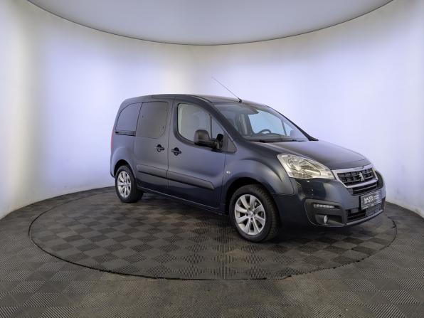 Peugeot Partner II Рестайлинг 2 с пробегом 2021 года, цена 2 150 000 рублей, 62307 км, компактвэн, Автокод Объявления