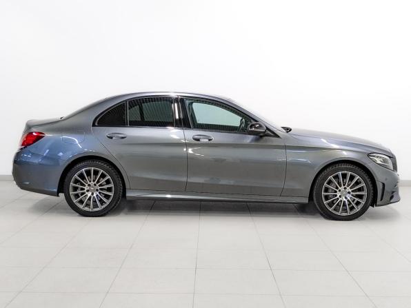 Mercedes-Benz C-Класс IV (W205) Рестайлинг с пробегом 2019 года, цена 3 400 000 рублей, 56053 км, седан, Автокод Объявления