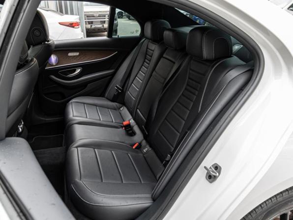 Mercedes-Benz E-Класс V (W213 S213 C238) Рестайлинг с пробегом 2021 года, цена 4 340 000 рублей, 72807 км, седан, Автокод Объявления