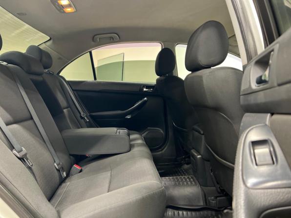 Toyota Avensis II Рестайлинг с пробегом 2006 года, цена 735 000 рублей, 329000 км, седан, Автокод Объявления