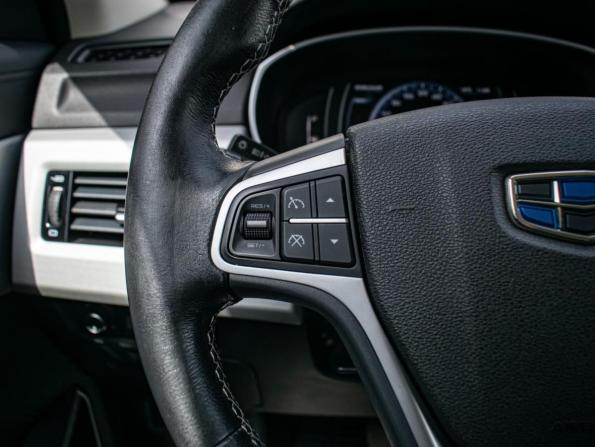 Geely Atlas I с пробегом 2019 года, цена 1 750 000 рублей, 77192 км, внедорожник, Автокод Объявления