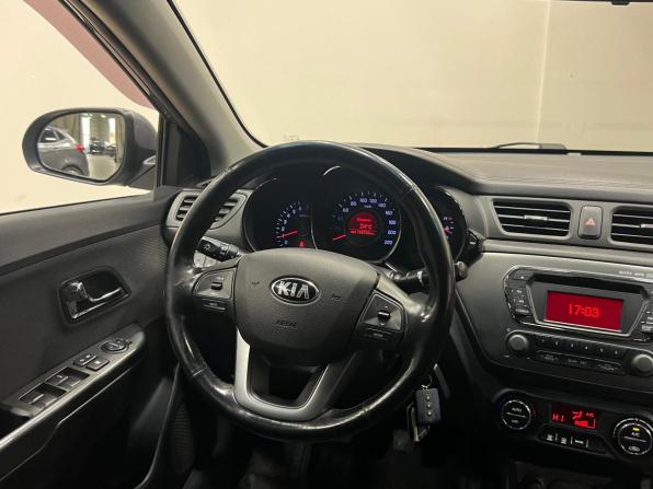 Kia Rio III с пробегом 2013 года, цена 715 000 рублей, 183733 км, седан, Автокод Объявления