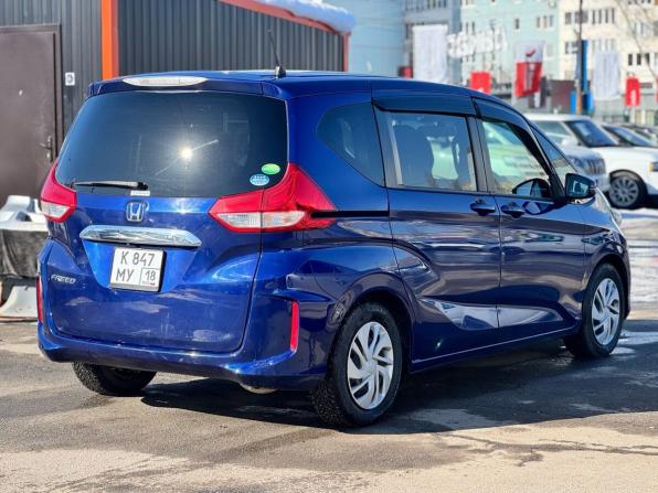 Honda Freed II с пробегом 2017 года, цена 1 569 000 рублей, 64500 км, компактвэн, Автокод Объявления