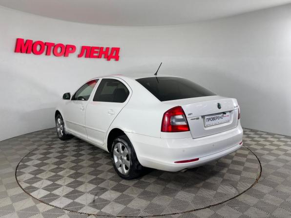 Skoda Octavia II (A5) Рестайлинг с пробегом 2012 года, цена 680 000 рублей, 322540 км, лифтбек, Автокод Объявления