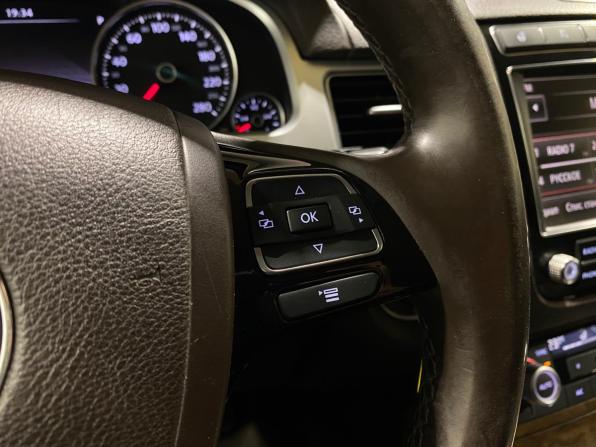 Volkswagen Touareg II Рестайлинг с пробегом 2016 года, цена 2 650 000 рублей, 192889 км, внедорожник, Автокод Объявления