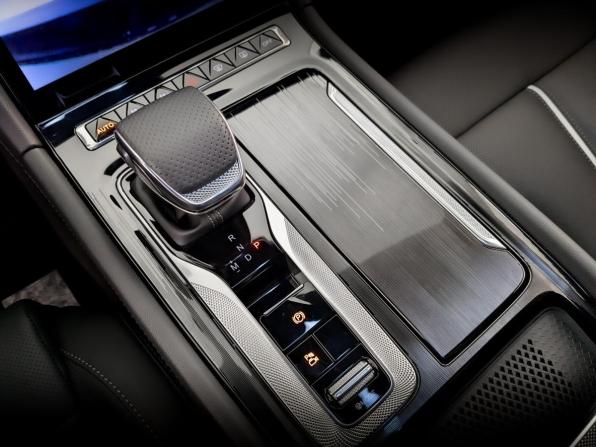 Hongqi H6 с пробегом 2025 года, цена 3 500 000 рублей, 2877 км, лифтбек, Автокод Объявления