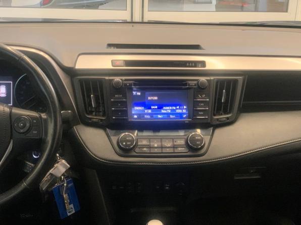 Toyota RAV4 IV (XA40) Рестайлинг с пробегом 2016 года, цена 1 930 000 рублей, 219966 км, внедорожник, Автокод Объявления