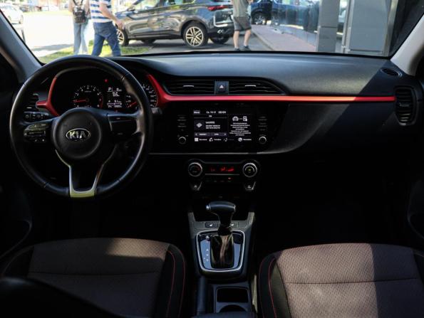 Kia Rio IV Рестайлинг с пробегом 2021 года, цена 1 850 000 рублей, 60061 км, хэтчбек, Автокод Объявления
