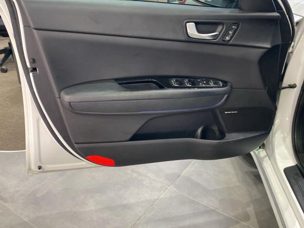 Kia Optima IV Рестайлинг с пробегом 2019 года, цена 1 840 000 рублей, 123000 км, седан, Автокод Объявления