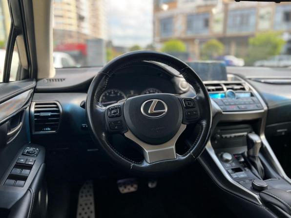 Lexus NX I с пробегом 2015 года, цена 2 550 000 рублей, 76000 км, внедорожник, Автокод Объявления