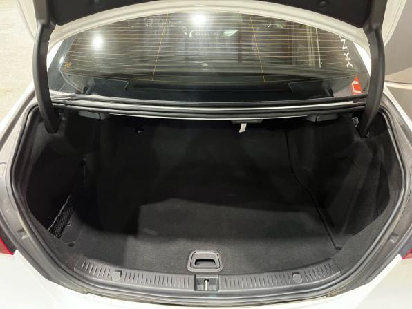 Mercedes-Benz E-Класс V (W213 S213 C238) Рестайлинг с пробегом 2021 года, цена 5 150 000 рублей, 55480 км, седан, Автокод Объявления