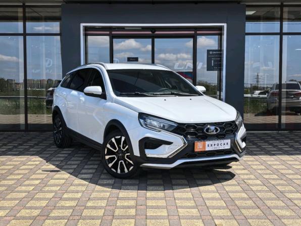 Lada (ВАЗ) Vesta I Рестайлинг (NG) с пробегом 2024 года, цена 1 535 000 рублей, 30000 км, универсал, Автокод Объявления