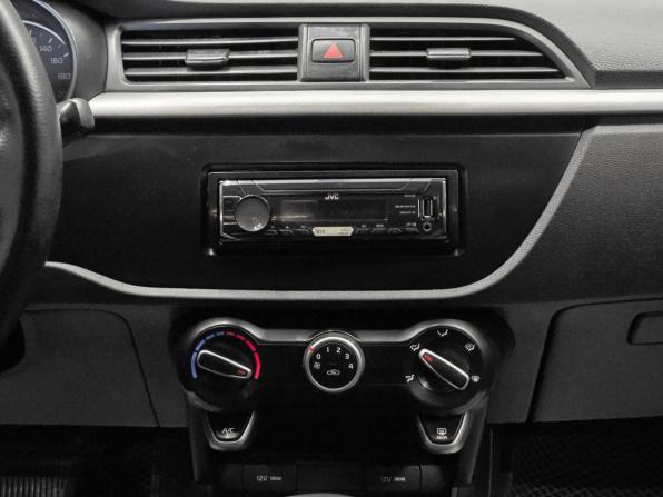 Kia Rio IV с пробегом 2018 года, цена 950 000 рублей, 118757 км, седан, Автокод Объявления