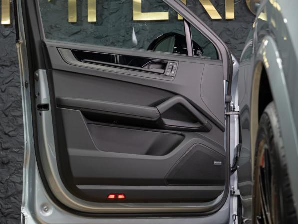 Новый Porsche Cayenne III Рестайлинг 2026 года, цена 18 650 000 рублей, внедорожник, Автокод Объявления
